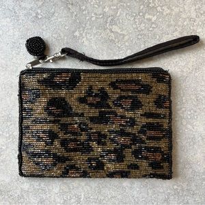 Beaded Leopard Design Zippered Pouch